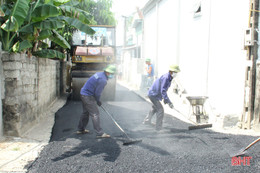 Lộc Hà phấn đấu “phủ nhựa” gần 20 km đường giao thông nông thôn