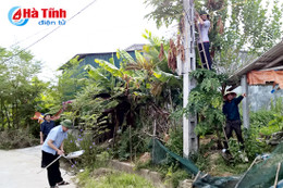 Đồng hành với làng muối Hộ Độ trong "chặng nước rút"