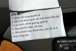 Xôn xao chồng soạn “giáo án” lái xe ô tô tỉ mỉ cho vợ