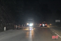 Rình rập hiểm nguy khi lưu thông qua các điểm sửa chữa trên QL 15A và đường Hồ Chí Minh