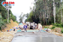 Xây dựng hạ tầng giao thông, thúc đẩy phát triển kinh tế - xã hội