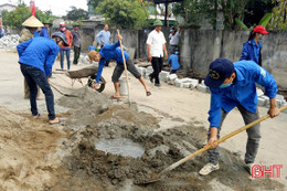 Hơn 200 ĐVTN Thạch Hà ra quân chiến dịch tình nguyện hè