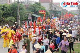 Gìn giữ, phát huy các giá trị của lễ hội: Từ ý thức đến hành vi