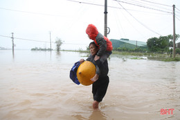 Thương lắm những mùa bão miền Trung