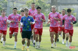 Hồng Lĩnh Hà Tĩnh tự tin trước ngày đối đầu SHB Đà Nẵng