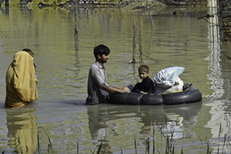 Lý do Pakistan hứng chịu trận đại hồng thủy chết chóc chưa từng thấy