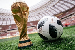 Bản quyền truyền hình World Cup: Rối vì anh cả đóng... cả hai vai