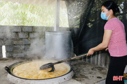 Linh hoạt kết nối, tìm kiếm khách hàng để mật mía Vũ Quang ngọt mãi