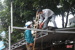 “Giải phóng” vỉa hè ở cửa ngõ phía Nam TP Hà Tĩnh, người dân đồng tình, ủng hộ