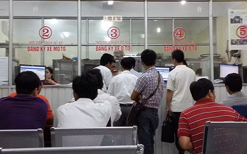 Phí trước bạ đối với ô tô, xe máy lại sắp biến động lớn