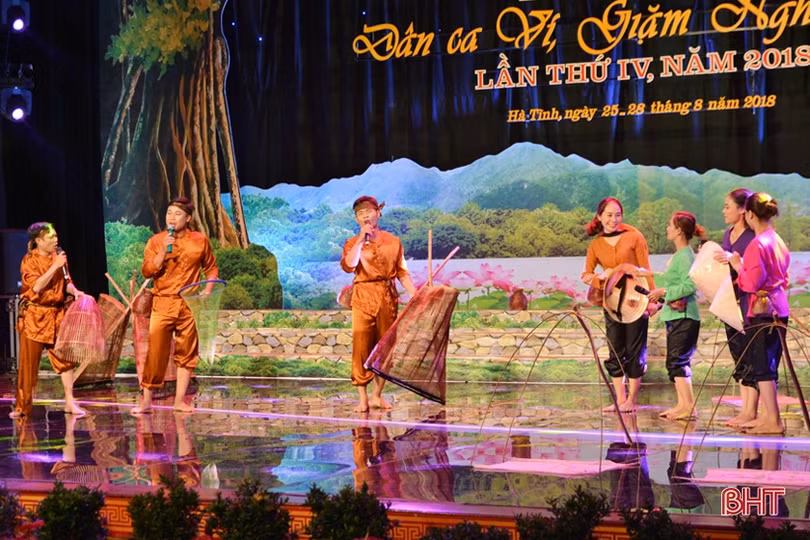 Sinh động không gian diễn xướng dân ca ví, giặm Nghệ Tĩnh