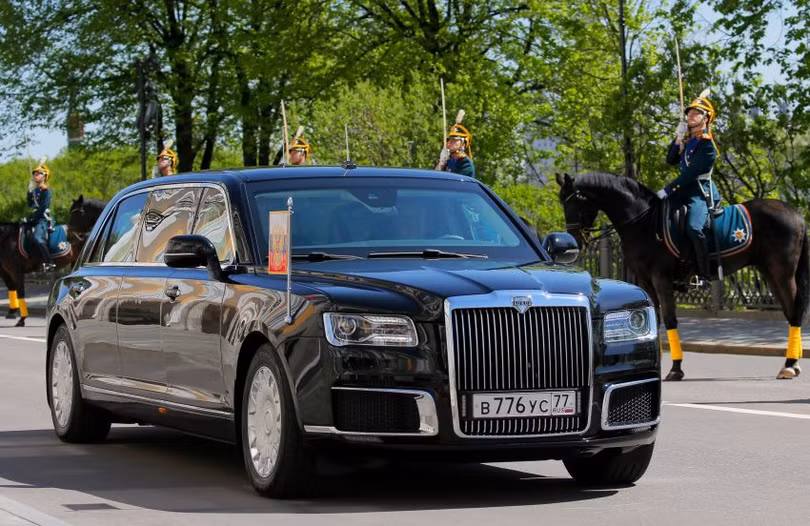 Trình làng limousine mới của Tổng thống Putin