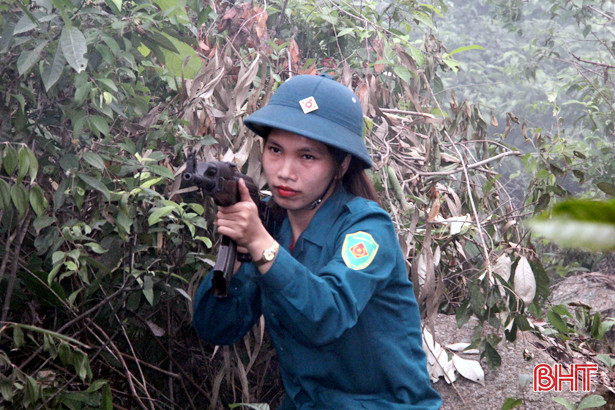 Lực lượng dân quân cơ động Xuân Lam diễn tập sẵn sàng chiến đấu