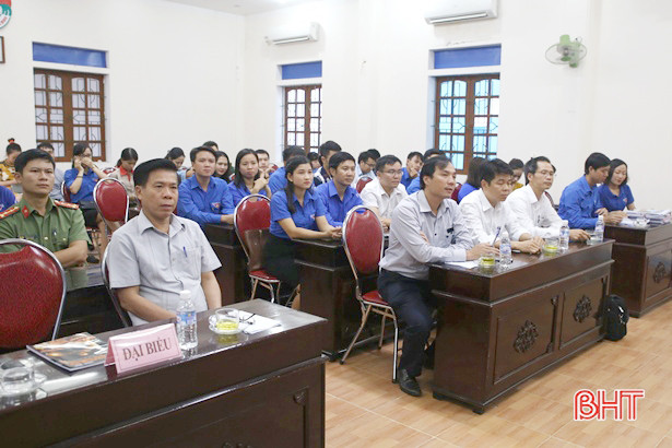 19 cán bộ Đoàn tranh tài báo cáo viên giỏi cấp tỉnh