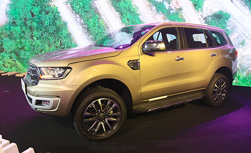 Xe có thêm nhiều công nghệ. Ford Everest 2018 giá cao nhất 1,4 tỷ, cuộc đua mới cùng Fortuner