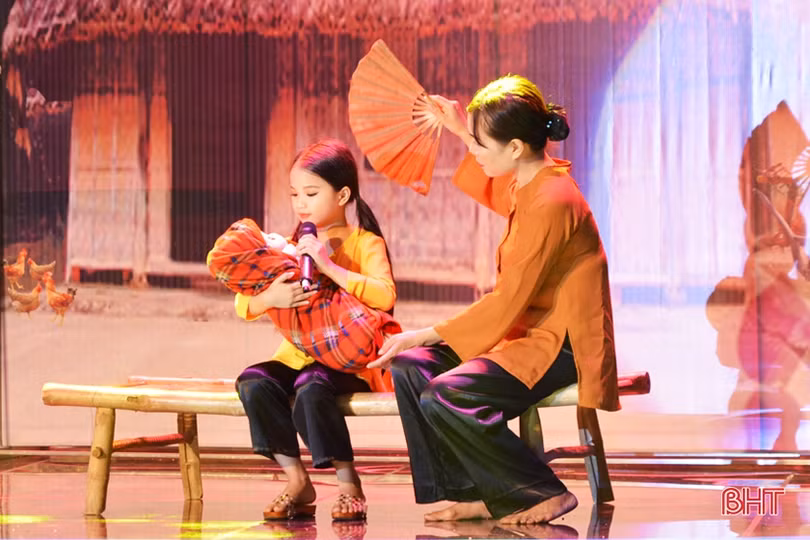 Đượm màu cổ trong Liên hoan dân ca ví, giặm Nghệ Tĩnh 2018