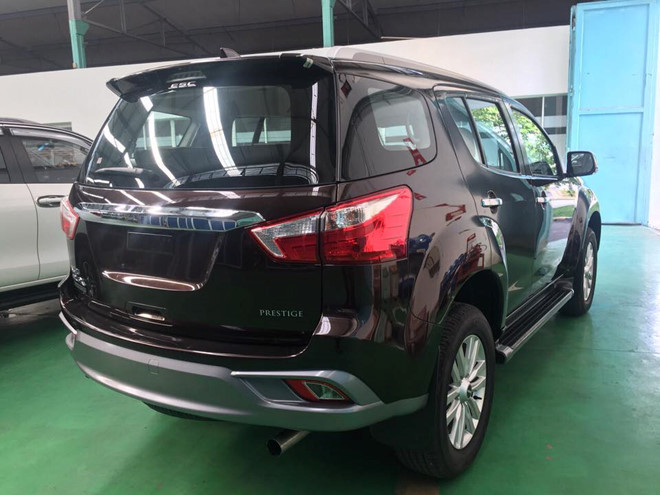 Isuzu mu-X 2018 hưởng thuế NK 0% về Việt Nam - đối thủ Toyota Fortuner