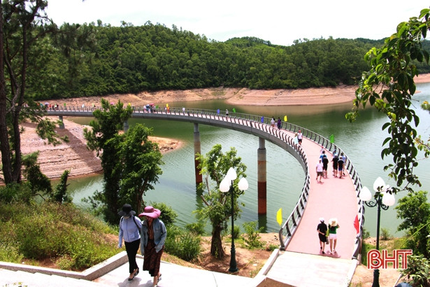 Hà Tĩnh đón gần 4 vạn lượt du khách dịp lễ Quốc khánh 2/9