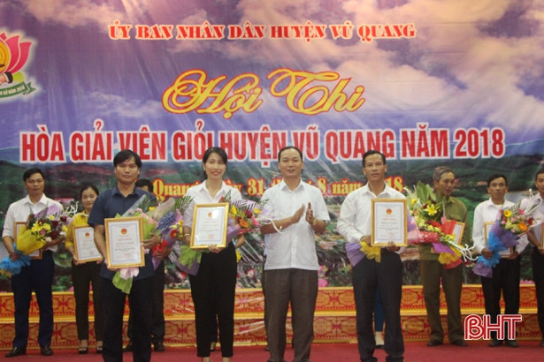 Đức Bồng giành giải nhất hội thi hòa giải viên giỏi huyện Vũ Quang