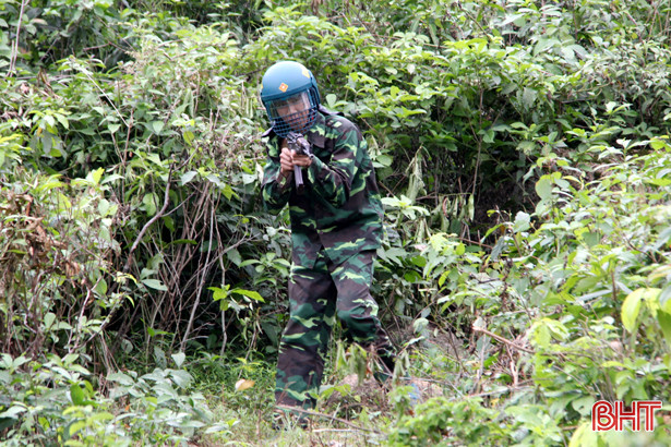 Lực lượng dân quân cơ động Xuân Lam diễn tập sẵn sàng chiến đấu