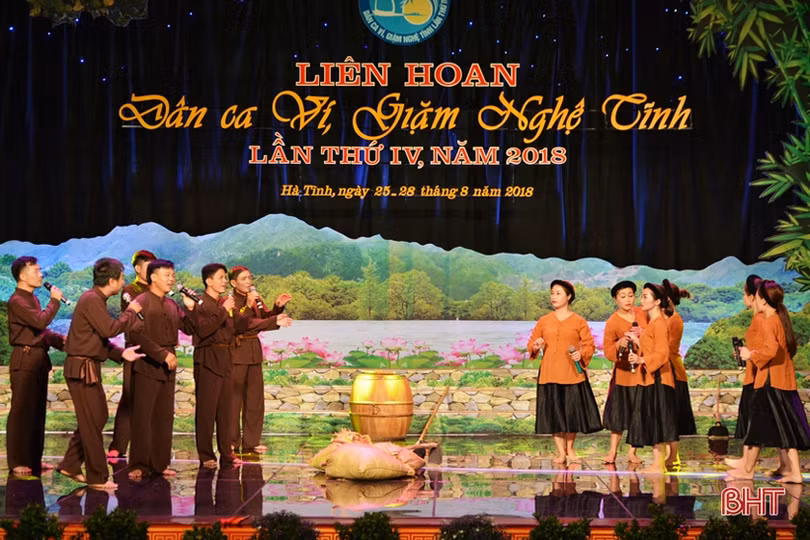 Sinh động không gian diễn xướng dân ca ví, giặm Nghệ Tĩnh