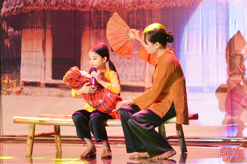 3 dấu ấn đặc biệt tại Liên hoan Dân ca ví, giặm Nghệ Tĩnh tại Hà Tĩnh