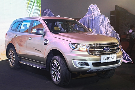 Ford Everest mới ra mắt tại Sài Gòn. Ảnh: Đức Huy. Ford Everest 2018 giá cao nhất 1,4 tỷ, cuộc đua mới cùng Fortuner