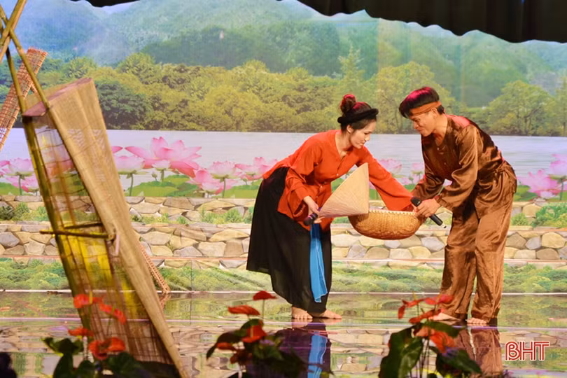 Sinh động không gian diễn xướng dân ca ví, giặm Nghệ Tĩnh