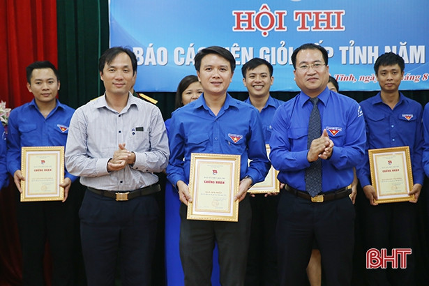 19 cán bộ Đoàn tranh tài báo cáo viên giỏi cấp tỉnh