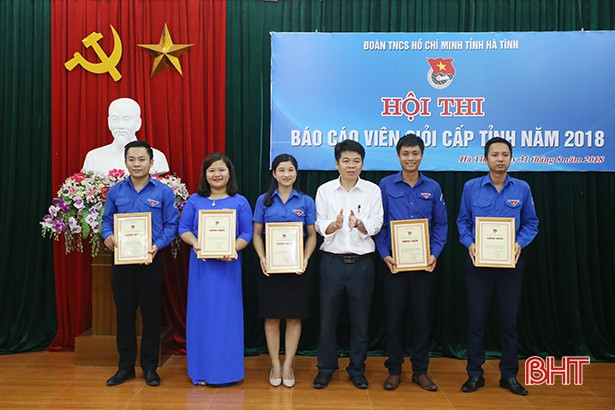 19 cán bộ Đoàn tranh tài báo cáo viên giỏi cấp tỉnh