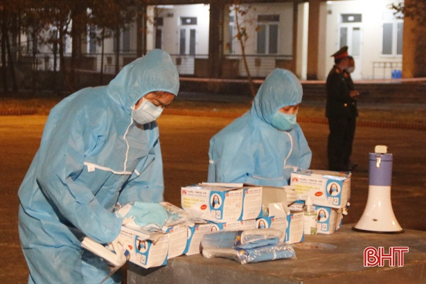 206 công dân vào cách ly tập trung tại KTX Trường Đại học Hà Tĩnh