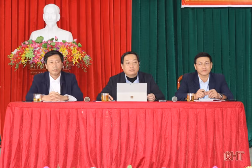 Chuyển đổi ruộng đất ở Can Lộc phải gắn với đổi mới hình thức sản xuất