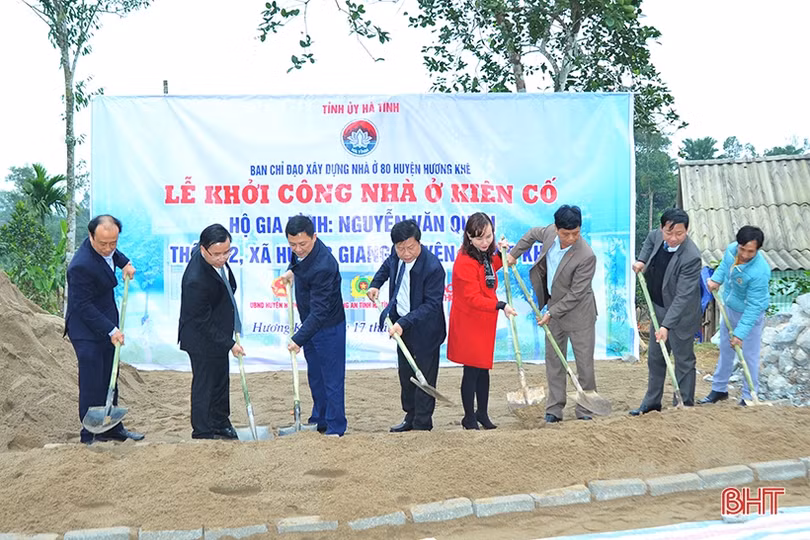 Xây dựng nhà văn hóa cộng đồng kết hợp tránh bão, lũ và nhà ở cho hộ nghèo Hương Khê