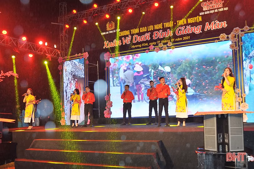 Ấm áp chương trình nghệ thuật - thiện nguyện “Xuân về dưới đỉnh Giăng Màn”