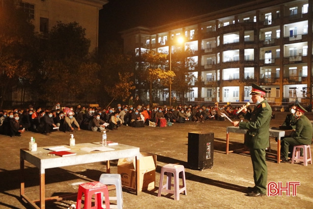 206 công dân vào cách ly tập trung tại KTX Trường Đại học Hà Tĩnh