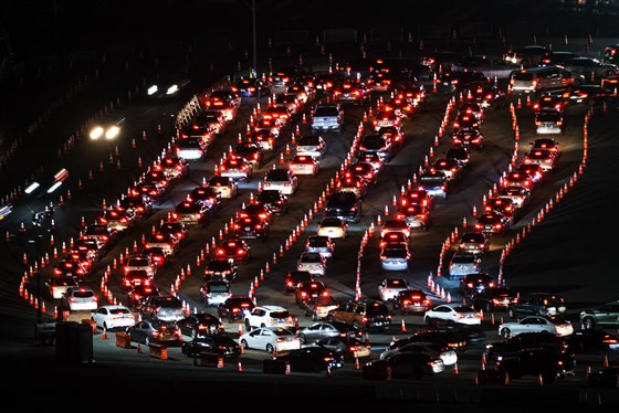 Nguyên nhân Los Angeles cứ 6 phút có 1 người tử vong vì Covid