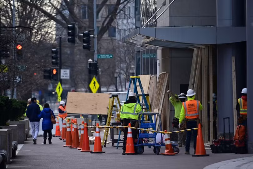 Mỹ phong tỏa trung tâm Washington