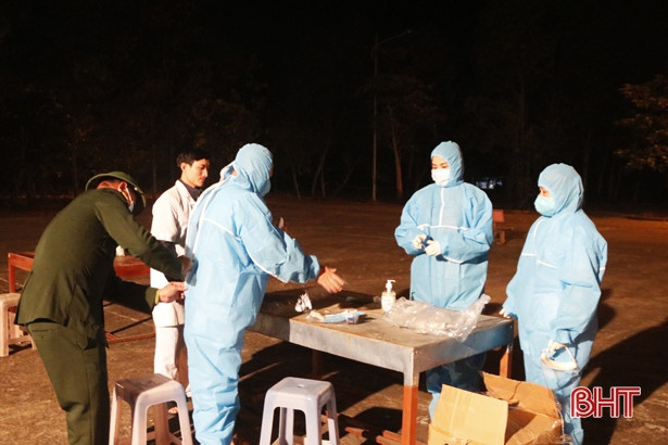 206 công dân vào cách ly tập trung tại KTX Trường Đại học Hà Tĩnh