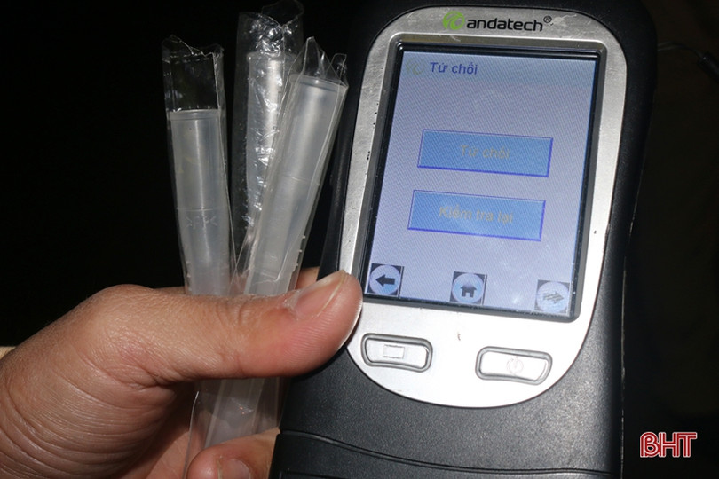 Công an Lộc Hà xử phạt 5 lái xe vi phạm nồng độ cồn