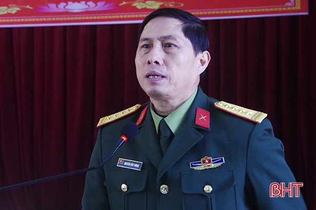 Khen thưởng 35 tập thể, cá nhân xuất sắc trong công tác QPAN ở Đức Thọ