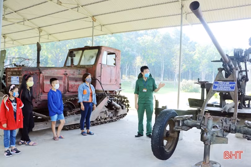 Hà Tĩnh yêu cầu người dân đeo khẩu trang khi tham gia lễ hội dịp tết