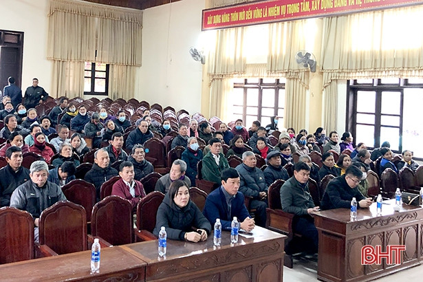 Trao 10.000 USD hỗ trợ người dân Hà Tĩnh bị thiệt hại do lũ lụt