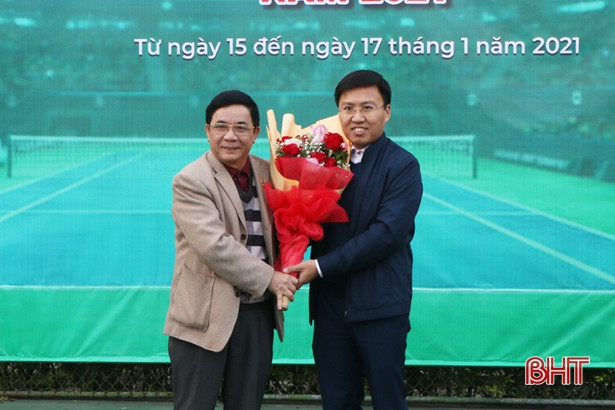 TP Hà Tĩnh tổ chức giải quần vợt mở rộng lần thứ nhất năm 2021