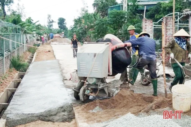 Làm mới hơn 115km đường GTNT, Thạch Hà vẫn chưa muốn dừng lại