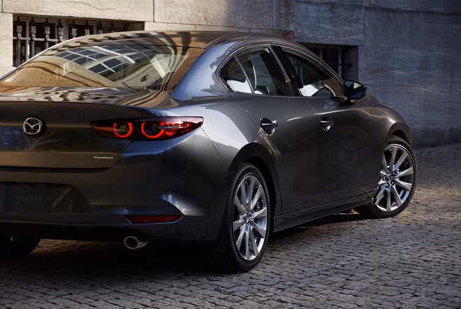 Lộ ảnh Mazda3 2019 trước giờ G: Động cơ mới, thiết kế như xe sang châu Âu