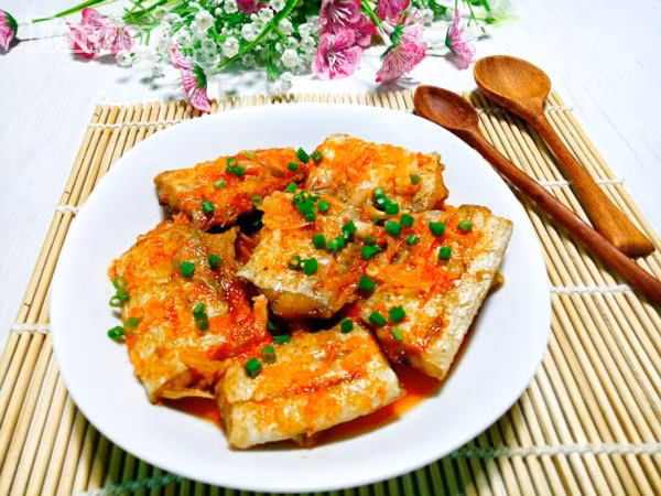 Hao cơm với món cá tẩm bột chiên giòn, chấm mắm tỏi ớt ngon tuyệt