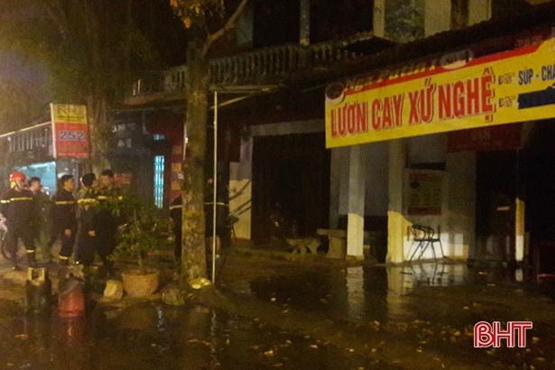 Bà hỏa “ghé thăm” quán súp lươn cay xứ Nghệ