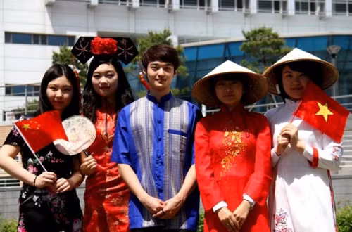 Hàn Quốc cấp visa 5 năm cho người Việt để đáp lại “tình yêu dành cho Park Hang-seo”