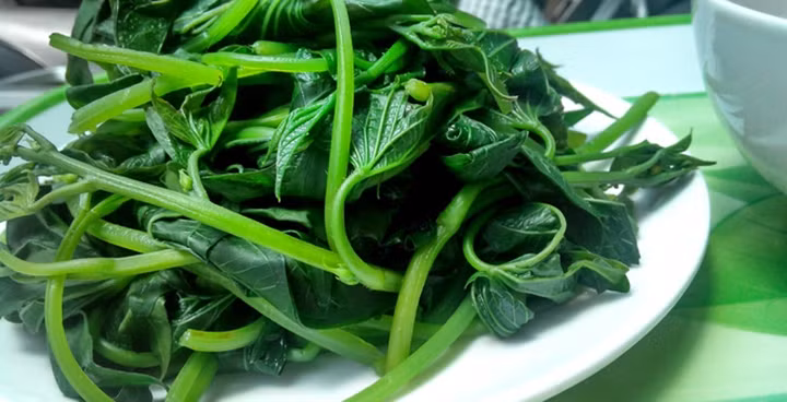 Những sai lầm khi luộc rau nạp thêm chất độc hại vào cơ thể