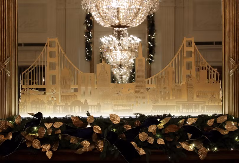 Giáng sinh tràn ngập Nhà Trắng dù gần tháng nữa mới đến Noel